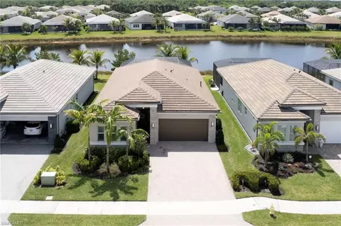 Exterior - 11523 Jacaranda Dr, Naples, FL 34120 photo 9 of 11
