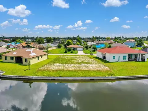 2328 SW 5th Ave, Cape Coral, FL 33991