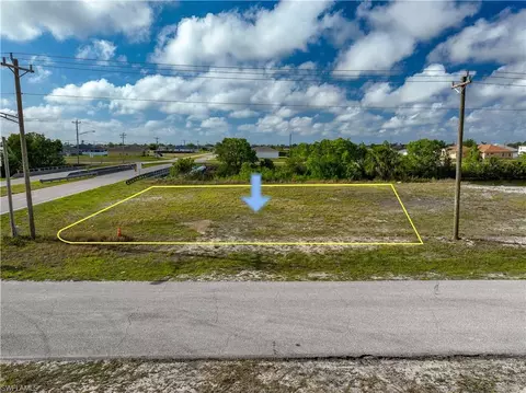 800 NW 20th St, Cape Coral, FL 33993