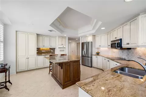Kitchen - 435 Dockside Dr #A804, Naples, FL 34110 photo 1 of 4