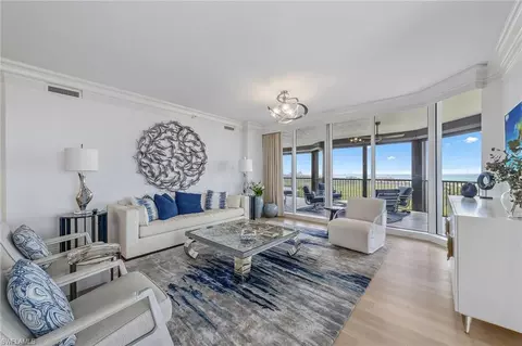 8960 Bay Colony Dr #1104, Naples, FL 34108