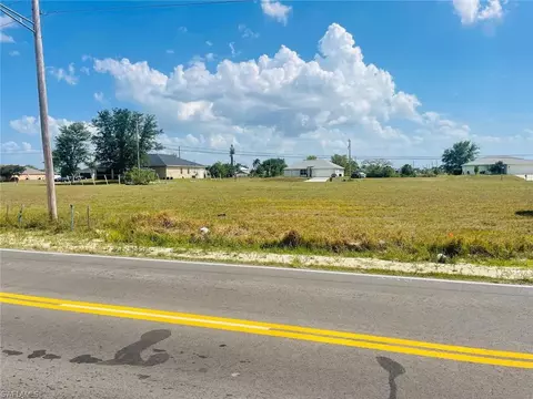 1300 Kismet Pkwy E, Cape Coral, FL 33909