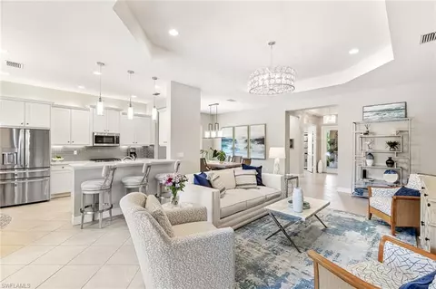 4194 Aspen Chase Dr, Naples, FL 34119