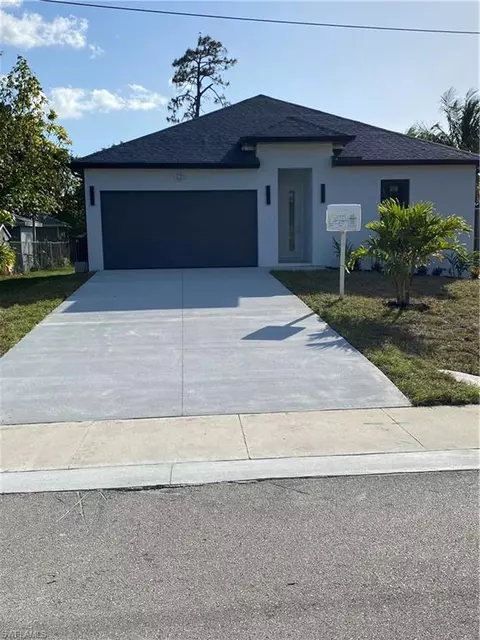 5335 Georgia Ave, Naples, FL 34113 photo 2