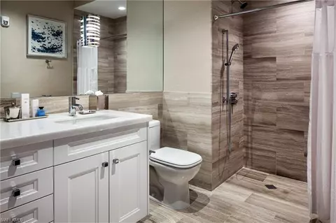Bath - 6897 Grenadier Blvd #1602, Naples, FL 34108 photo 3 of 3