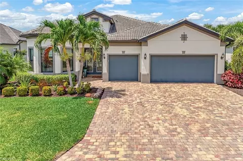 9239 Plover Dr, Naples, FL 34120