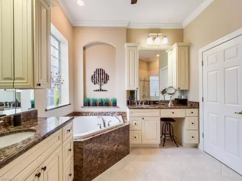 16083 Parque Ln, Naples, FL 34110 photo 15