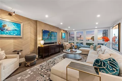 4031 Gulf Shore Blvd N #4B, Naples, FL 34103