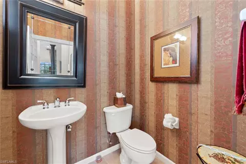 Bath - 8975 Morgan Ct, Naples, FL 34113 photo 4 of 4