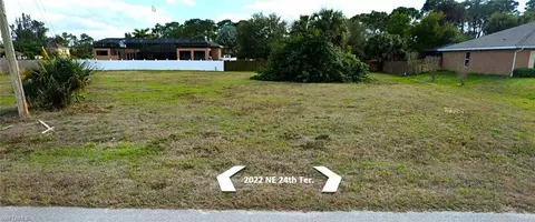 2022 NE 34th Ter, Cape Coral, FL 33909