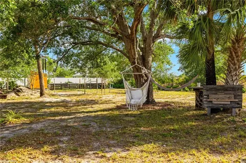 7942 16th Pl, Labelle, FL 33935 photo 25