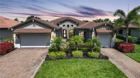 10132 Belcrest Blvd, Fort Myers, FL 33913