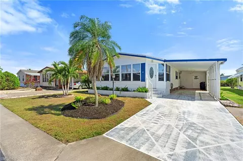 77 Atlantic Way #77, Naples, FL 34104