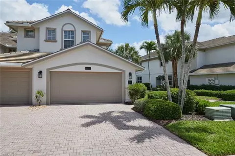 6816 Ascot Dr #102, Naples, FL 34113