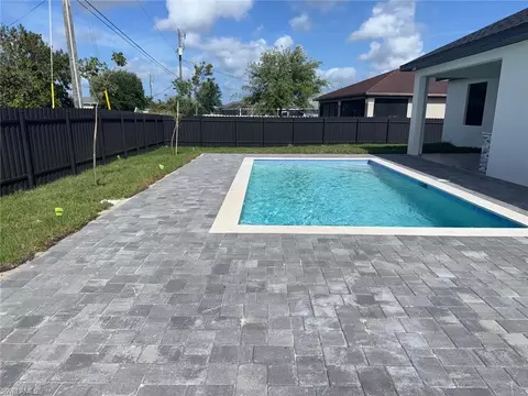 1860 NE 23rd St, Cape Coral, FL 33909