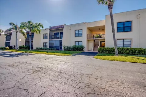 12491 Mcgregor Blvd #21, Fort Myers, FL 33919