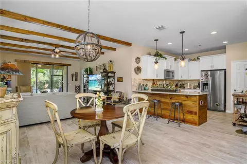 7642 Jacaranda Ln, Naples, FL 34114 photo 5