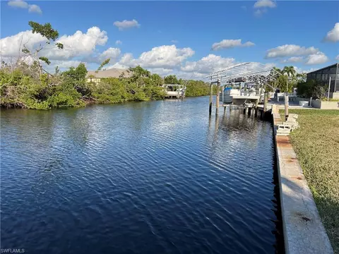 3252 Eighth Ave, Saint James City, FL 33956