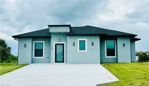 7942 13th Pl, Labelle, FL 33935