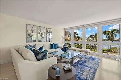 4031 Gulf Shore Blvd N #3E, Naples, FL 34103