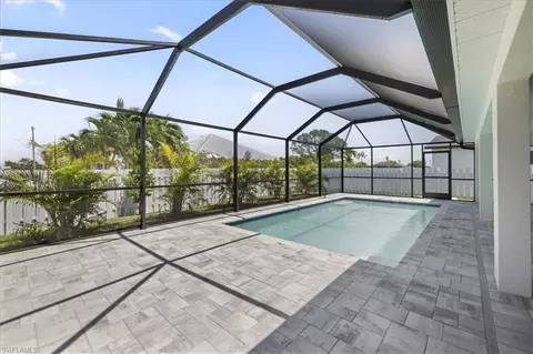 1623 NW 11th Ter, Cape Coral, FL 33993