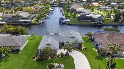 2209 SE 10th Ave, Cape Coral, FL 33990