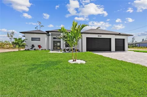 834 SW 31st Ter, Cape Coral, FL 33914