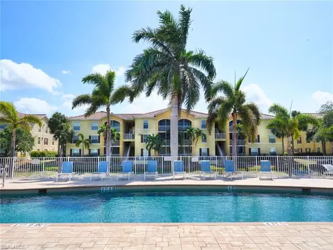 4105 Residence Dr #720, Fort Myers, FL 33901