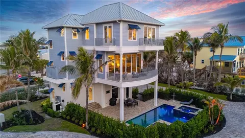 5230 Estero Blvd #6, Fort Myers Beach, FL 33931