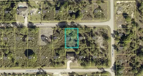 870 Chezy St E, Lehigh Acres, FL 33974