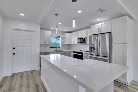 175 Cypress Way E #B205, Naples, FL 34110 photo 6