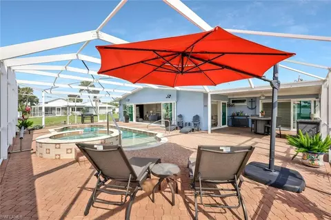 6325 Park Rd, Fort Myers, FL 33908