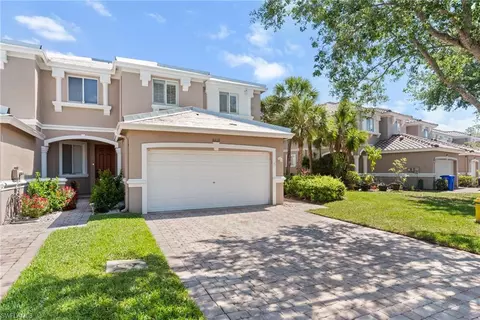 10033 Salina St, Fort Myers, FL 33905