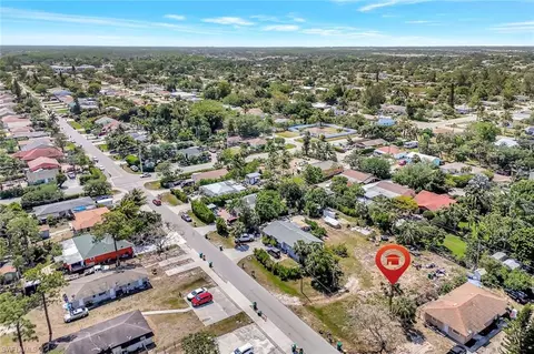5421 Martin St, Naples, FL 34113