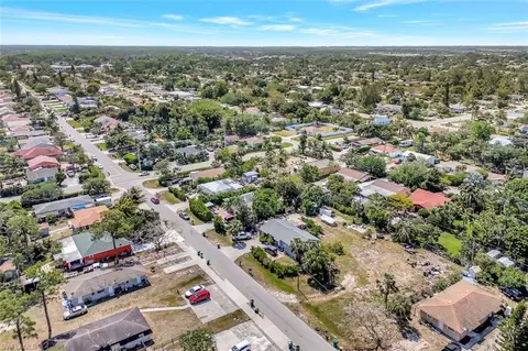 5421 Martin St, Naples, FL 34113 photo 8