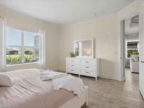 2138 Marquesa Cir, Naples, FL 34112 photo 10