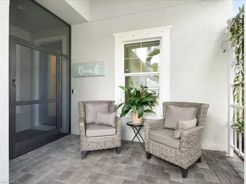 2138 Marquesa Cir, Naples, FL 34112 photo 2