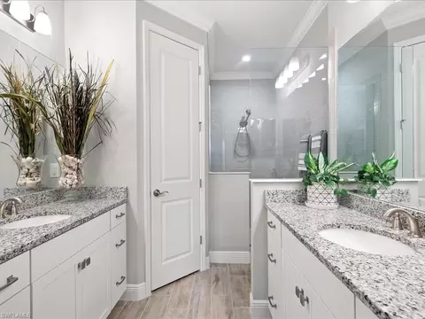 2138 Marquesa Cir, Naples, FL 34112 photo 11