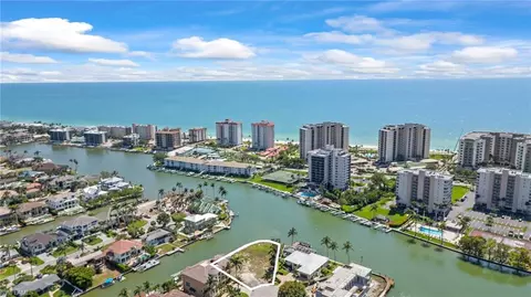 140 Flamingo Ave, Naples, FL 34108