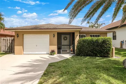 539 105th Ave N, Naples, FL 34108