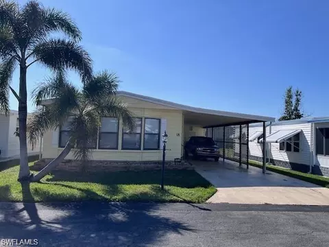 18 Aquamarine Ave #18Q, Naples, FL 34114