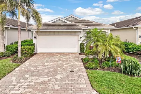 28293 Seasons Tide Ave, Bonita Springs, FL 34135