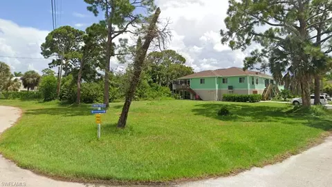 3615 Riviera Cir, Bonita Springs, FL 34134