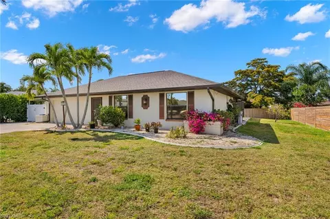 2225 Crystal Dr, Fort Myers, FL 33907