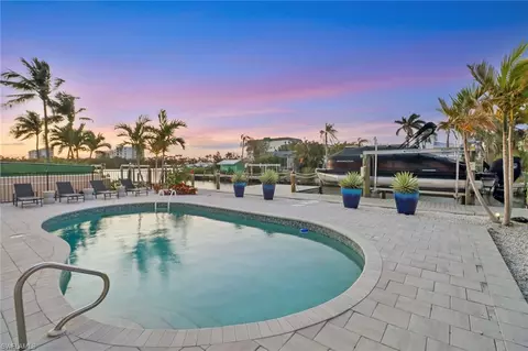 245 2nd St, Bonita Springs, FL 34134