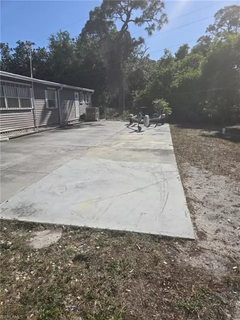 20640 River Dr, Estero, FL 33928 photo 4