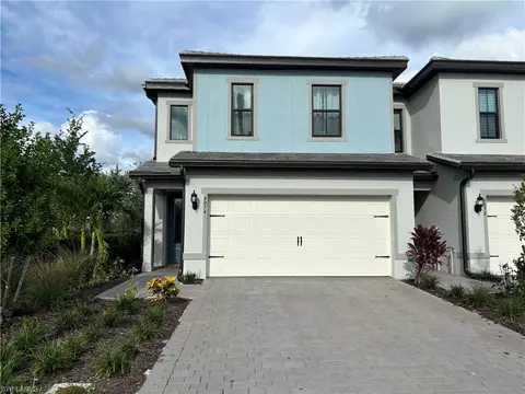 4074 Sonoma Oaks Cir, Naples, FL 34119