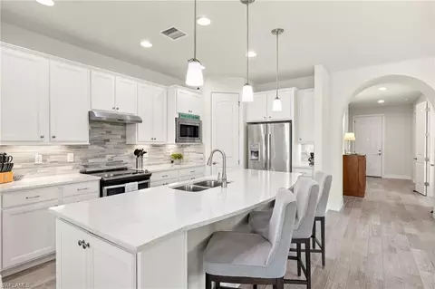 11811 Darcy Pl, Fort Myers, FL 33913