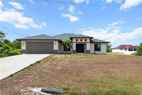 2521 14th St SW, Lehigh Acres, FL 33976