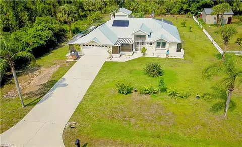 409 Columbus Ave, Lehigh Acres, FL 33972